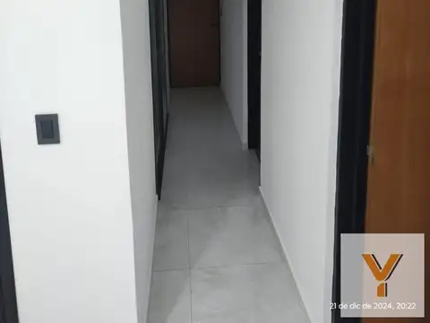 Casa 3 ambientes con 2 baños