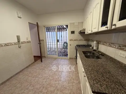 Depto Tipo Casa en Venta 40 años