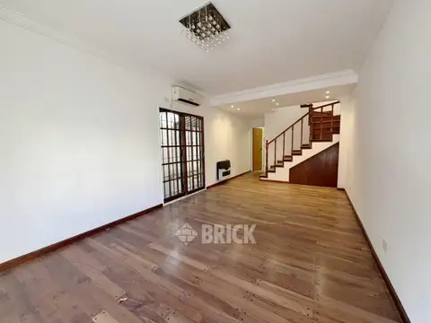 Depto Tipo Casa en Venta de 4 ambientes