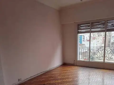 Venta de Departamento 4 AMBIENTES en Balvanera