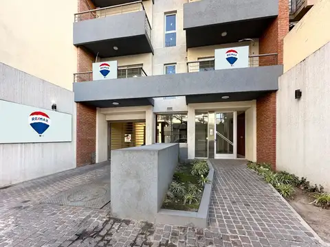 Piso de 3 ambientes a estrenar al frente!