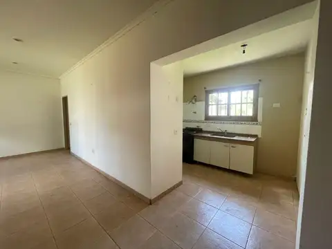 Casa en Alquiler con 1 cochera