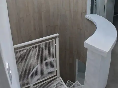 Casa en Alquiler con 1 cochera