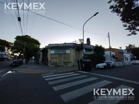 Terreno en Venta 15  mts Fondo