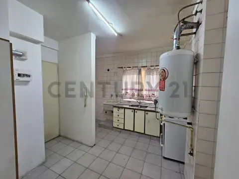 Departamento en Alquiler en Balvanera, $ 1.200.000