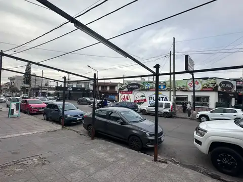 Casa en Alquiler en Gregorio de Laferrere, $ 2.500.000