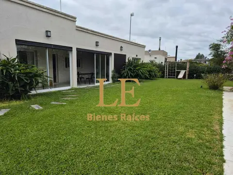 Casa en Venta al Noreste
