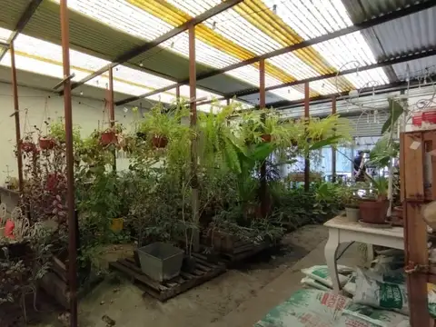 Local en Venta Via Pública