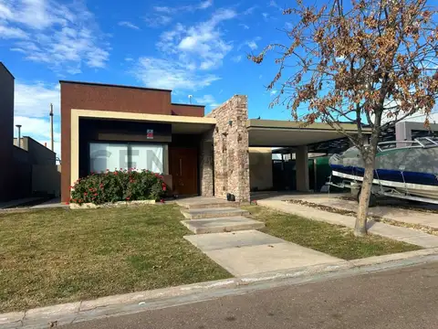 Casa en Venta en Lujan De Cuyo, Lujan de Cuyo