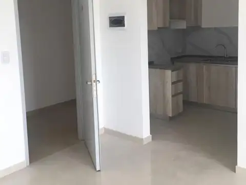 OFICINA 2 amb 56 m2 AL FRENTE