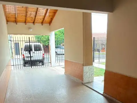 Beron De Astrada 2400
