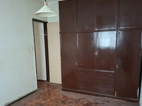 Peru 900, Piso 1
