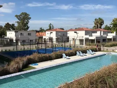 Departamento en Alquiler en La Lonja, USD 550