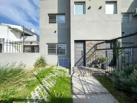 Justo German Bermúdez 1100