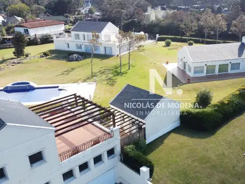 Casa en Alquiler Temporal en Pinares, USD 80.000