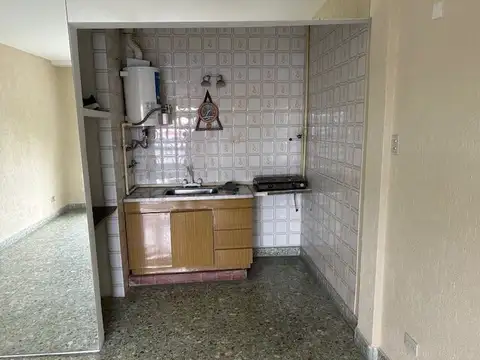 Oficina en Alquiler al Norte