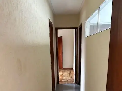 Oficina en Alquiler en Banfield, $ 600.000