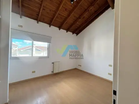 Departamento en Alquiler con 1 cocheras
