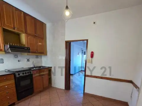 VENTA – Dpto. 4 AMB. EN MORÓN -PISO 3- | APTO CRÉDITO