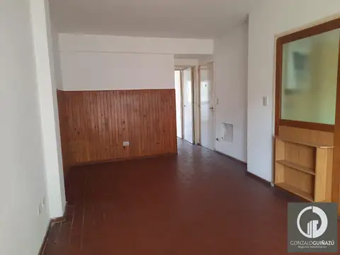 DEPARTAMENTO VENTA UN DORMITORIO AMPLIO BALCON AL FRENTE Y CONTRAFRENTE CENTRO ROSARIO