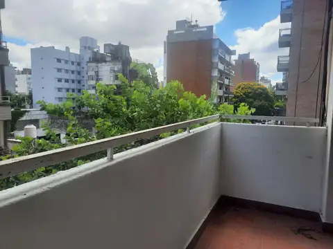 DEPARTAMENTO VENTA UN DORMITORIO AMPLIO BALCON AL FRENTE Y CONTRAFRENTE CENTRO ROSARIO