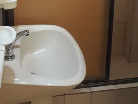 Depto Tipo Casa en Alquiler 60 años