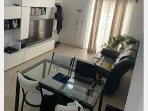 VENTA Departamento de 2 ambientes con patio en Ramos Mejia