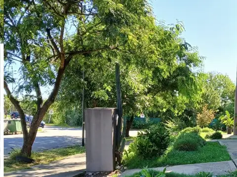 Esquiú 400