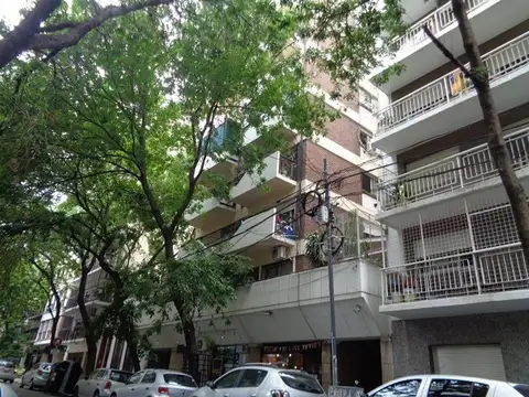 1 AMBIENTE MUY LUMINOSO, COCINA SEPARADA