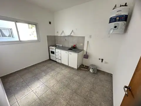 Alquiler de monoambiente, La Plata.