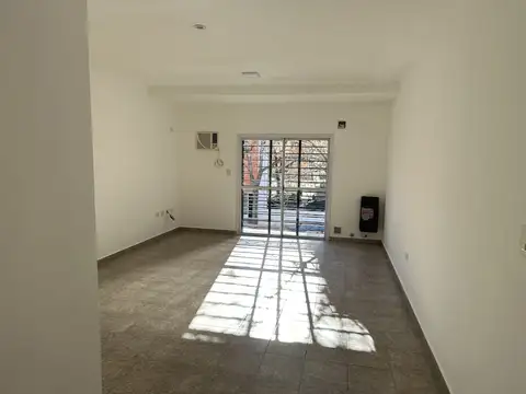 Depto Tipo Casa Monoambiente con 1 baño