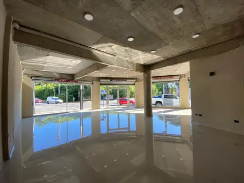 Local en Venta en San Justo, USD 225.000