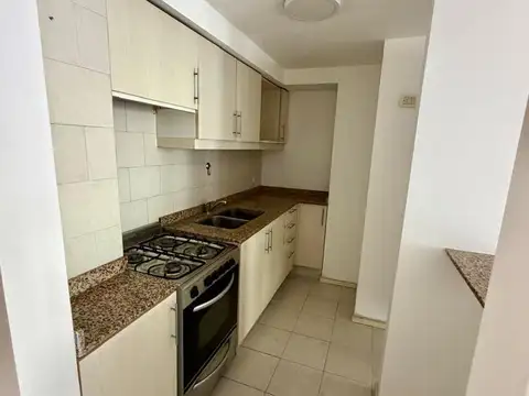 Departamento en Alquiler en Villa Pueyrredon, $ 700.000