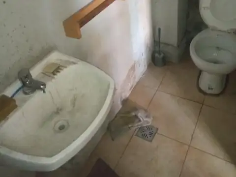 Galpon en Alquiler en Caseros, $ 900.000