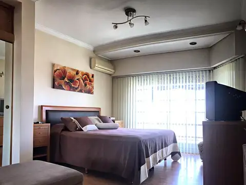 Departamento 6 ambientes con 5 baños