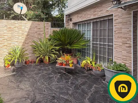 Depto Tipo Casa en Venta de 4 ambientes