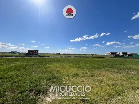 Venta Puertos Del Lago, Barrio Amarras, Lote A La Laguna