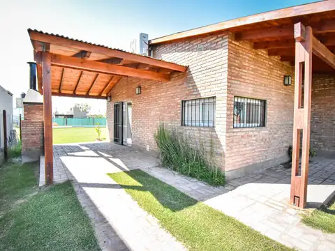 Casa en Venta con 1 cochera