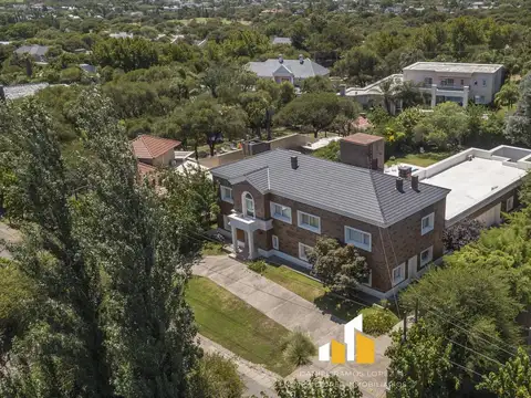 Casa en Alquiler de 3 dormitorios