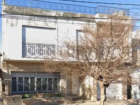 PH EN VENTA DE 4  AMBIENTES EN VICTORIA