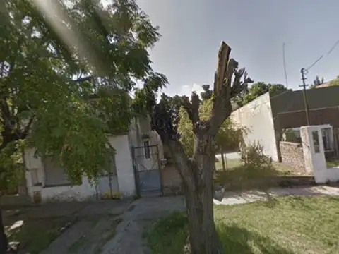 Molina Campos nº 280 e/Soler y Pilar