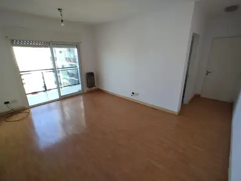 Departamento en Alquiler en Almagro, $ 999.000