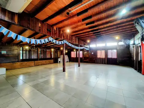 Local en Venta 16 años