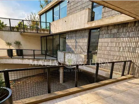 Departamento en Venta en Barrio Parque Leloir, USD 84.000