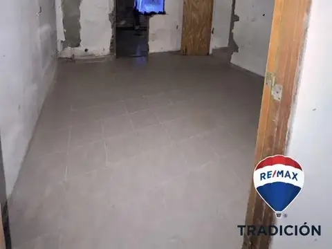 Casa Venta 8 ambientes equina 22 y 13 Sáenz Peña