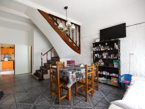 Depto Tipo Casa en Venta en Villa Lynch, USD 69.000