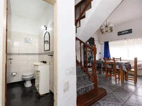 Depto Tipo Casa en Venta 46 años