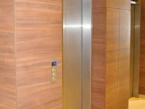 Oficina 2 ambientes con 1 baño