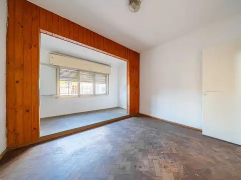 Depto Tipo Casa en Venta 56 años