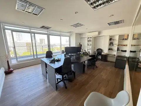 Oficina en Venta al Oeste